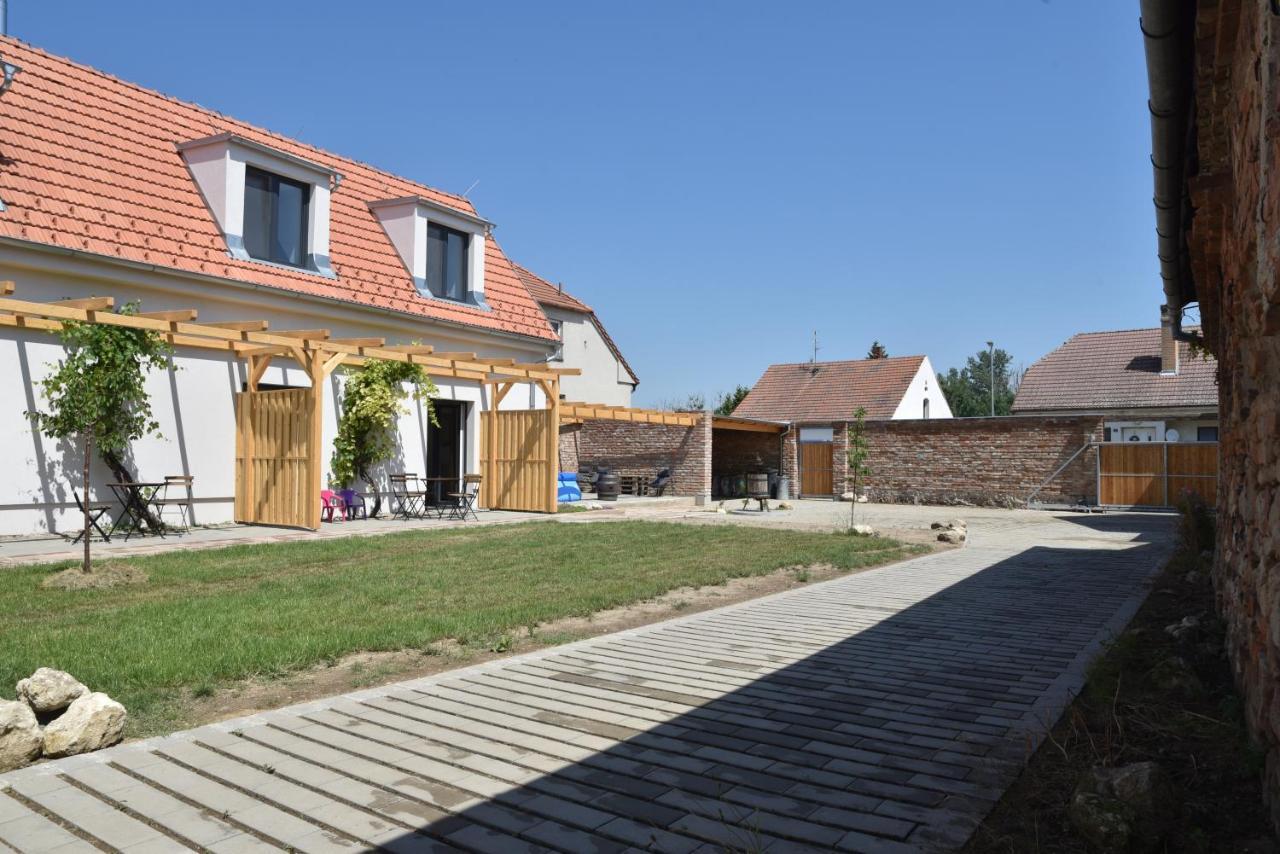Vila Vlastovka Bulhary Exteriér fotografie